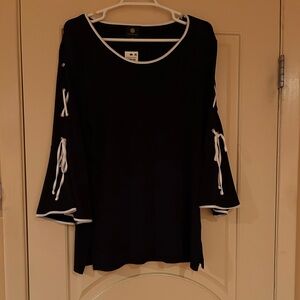 JM Collections black and white top